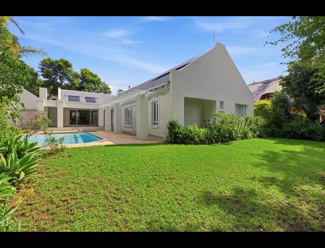 4 BEDROOM PROPERTY TO RENT IN FOURWAYS GARDENS
